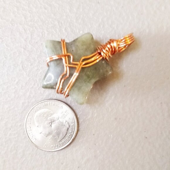 Green Labradorite Star Pendant! Thick & Chunky Stone 4 Reiki + Meditations - Picture 7 of 9